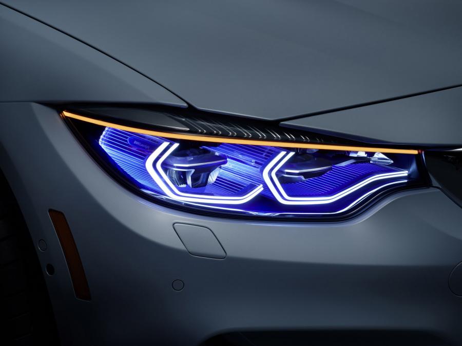  BMW M4 Iconic Lights Concept 2015 года  (фото 11 из 26)